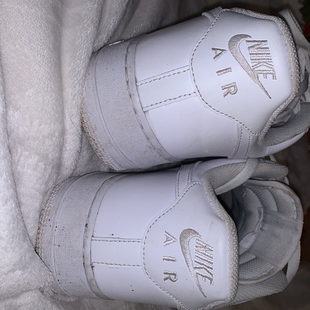 Nike Air Force 1 - Picture 3 of 4
